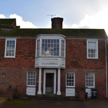 Whitefriars, Rye - Central Location With Parking For 3 Cars - Large Family Home Exterior photo